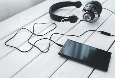 给大家讲解“新青鸟大厅拼三怎么买房卡”购买房卡介绍